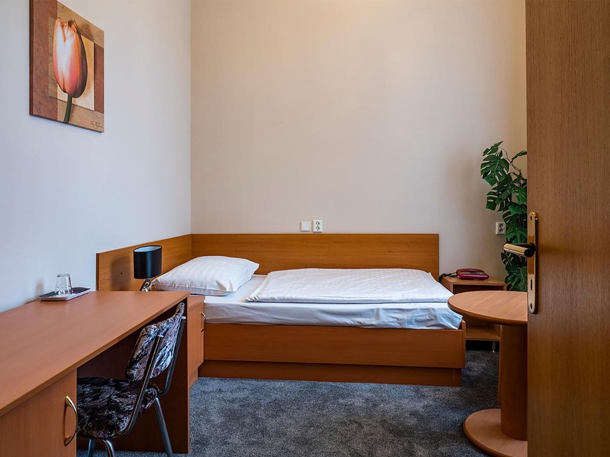 Hotel Olympia Česká Lípa 外观 照片