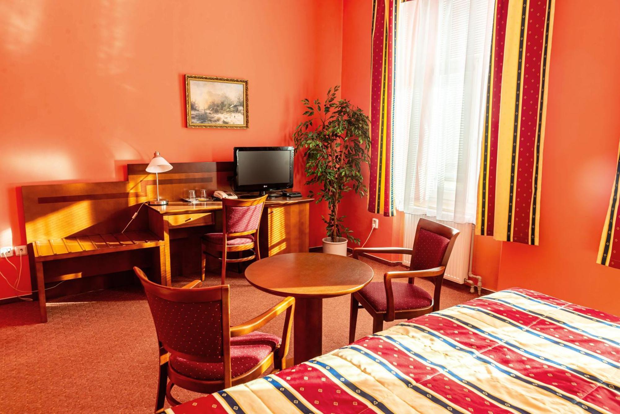 Hotel Olympia Česká Lípa 外观 照片