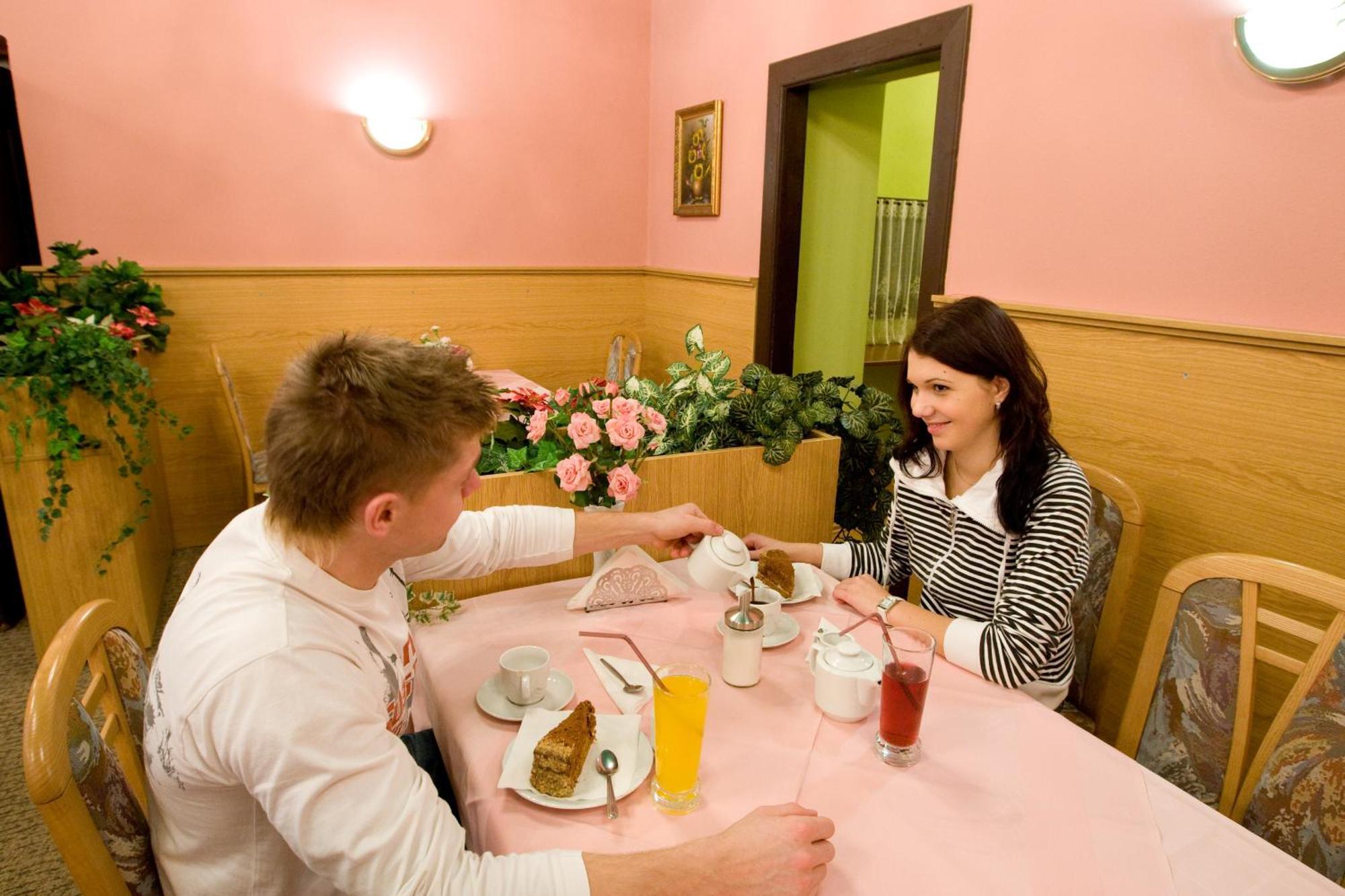 Hotel Olympia Česká Lípa 外观 照片