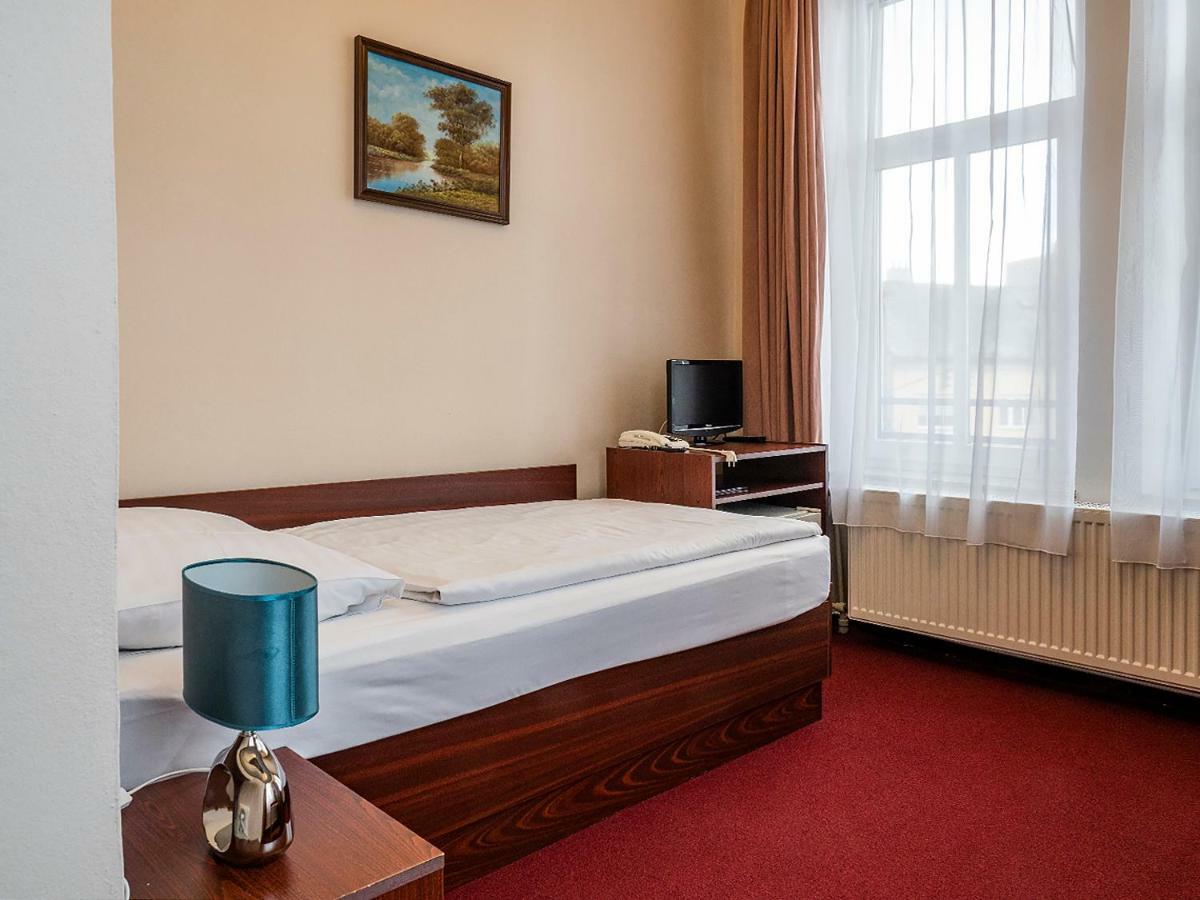 Hotel Olympia Česká Lípa 外观 照片