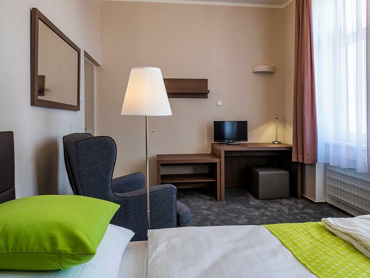 Hotel Olympia Česká Lípa 外观 照片